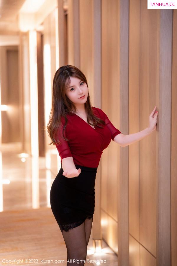 豆瓣酱  [XiuRen]高清写真图 2023.01.06 No.6096 豆瓣酱 黑丝美臀第5张图片